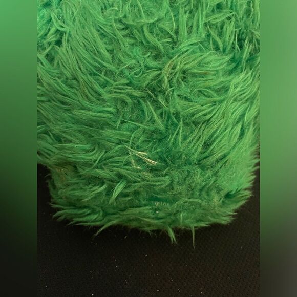 Vintage Oscar the Grouch Sesame Street Green Plush Stuffed Animal Toy - Picture 3 of 7